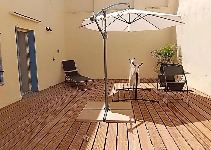 Au Soleil Levant*terrasse*local A Velo*oc Keys Castelnaudary